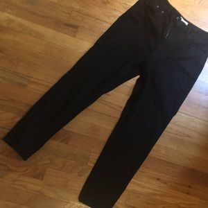 Topshop mom jeans in black size 28x30